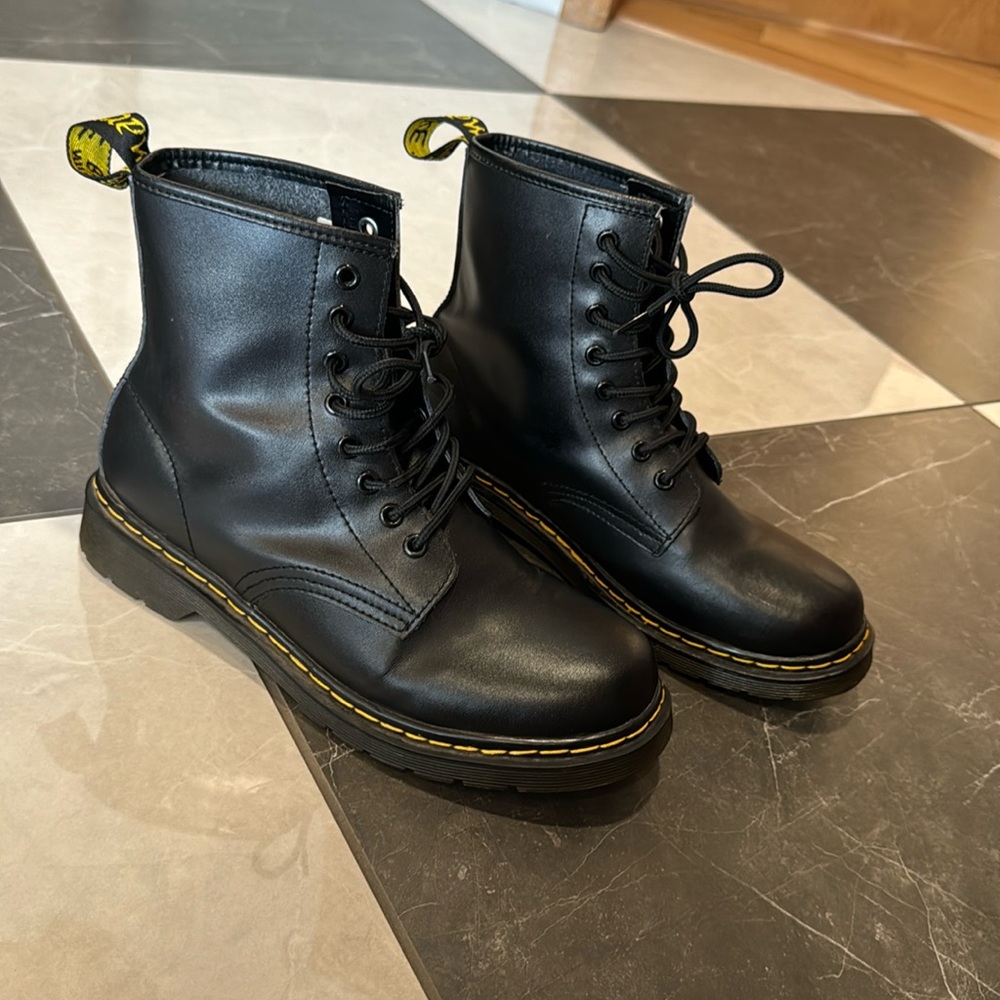 Marke NIIH Bouncing Soles